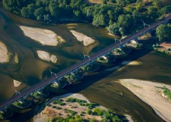 خشکسالی سراسری در فرانسه؛ کشاورزان از دولت تقاضای کمک کردند