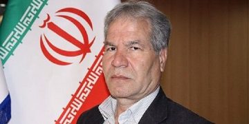 قیمت گوجه‌فرنگی کاهش می‌یابد| بازار میوه چشم‌به‌راه محصولات جنوب