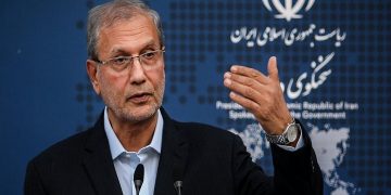 آخرین اقدامات دولت برای کاهش قیمت کالاها در بازار از زبان ربیعی