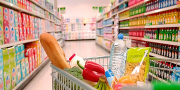 ممنوعیت فروش کالاهای غیرضروری در سوپرمارکت‌های فرانسه