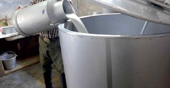 واکنش صنایع لبنی به اظهارات معاون وزیر قیمت /محصولات لبنی قبل از تعیین نرخ شیرخام محاسبه نمی شود