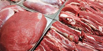 گوشت قرمز زیاد، اما گران! / نرخ گوشت گوساله ۹۰ هزار تومان اعلام شد