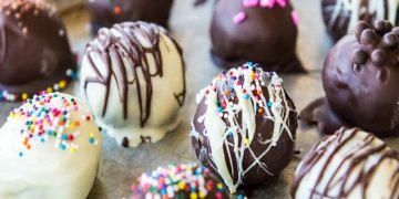 آیا خوردن دسر و میوه بعد از غذا صحیح است؟