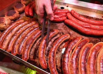 غذاهای خام و نیمه خام مصرف نکنید