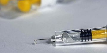 در مراسم رونمایی از ۸ محصول زیستی صورت گرفت رونمایی از بذر واکسن کووید-۱۹/کسب دانش فنی ۲ واکسن برای بیماری‌های کشنده پرندگان