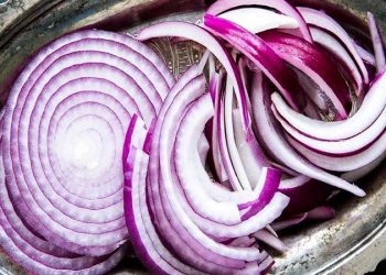 فواید پیاز خام؛ از بهبود سلامت جنسی تا سلامت قلب