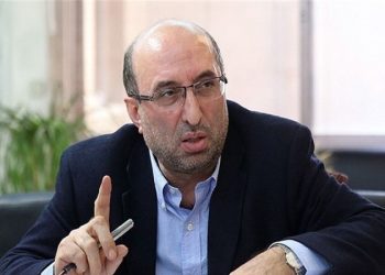 ۹۰ درصد کالاهای اساسی مانده در گمرک، نسیه وارد می‌شود/ چین عامل افزایش قیمت‌ها در ماه آینده / مشکل تخصیص ارز داریم