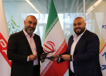زرماکارون و فروشگاه زنجیره ای اسپارایران تفاهم نامه همکاری امضا کردند