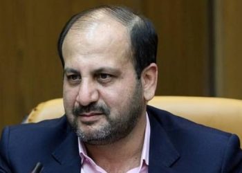 نمی‌توانیم از وزیر جهاد کشاورزی توقع کار داشته باشیم ولی اختیاراتش را بگیریم