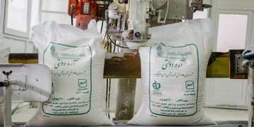 گفت‌وگو| عدم خلل و بی‌نظمی در توزیع آرد یارانه‌ای به نانوایان/ اختلالی در صنعت آرد نداریم
