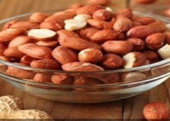 با مصرف بادام زمینی به جنگ افسردگی بروید!