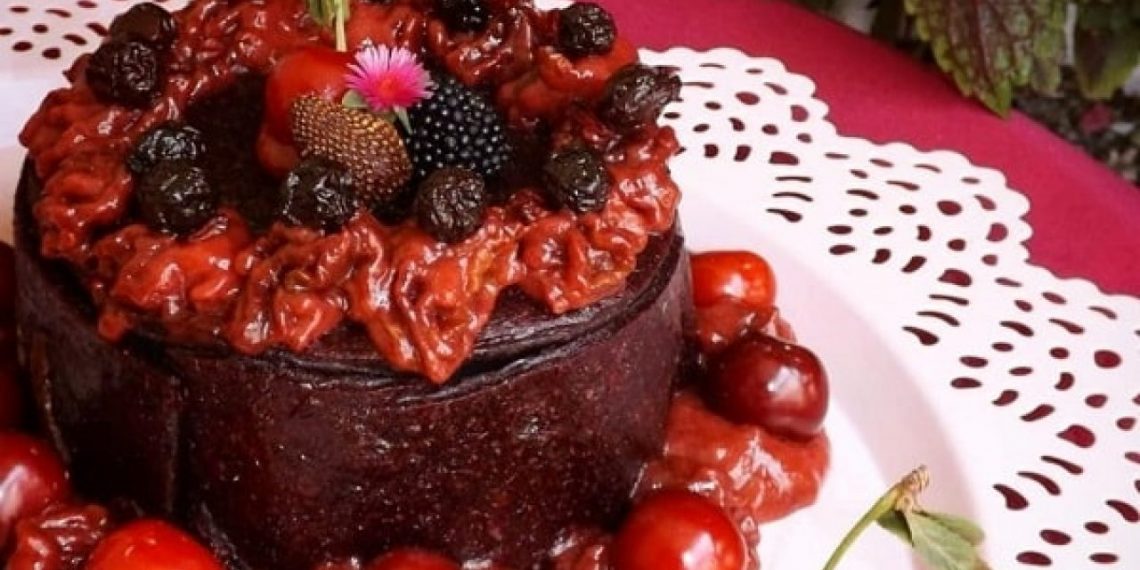 یک تُن لواشک غیرمجاز در کرمانشاه معدوم شد