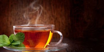 نوشیدن کدام چای به حفظ وزن ایده‌آل کمک می‌کند؟