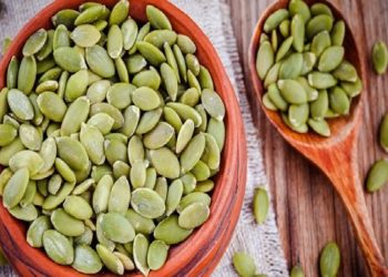 خواص تخمه کدو از کاهش خطر سرطان تا بهبود خواب