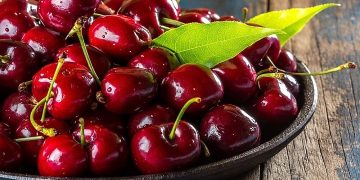 شب‌ها گیلاس بخورید!