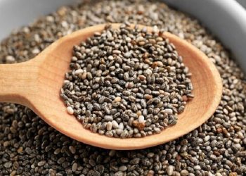 10 فایده دانه چیا برای سلامتی و زیبایی