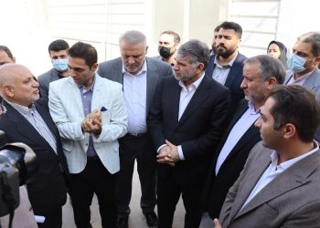 وزیر جهادکشاورزی از طرح‌های اقتصادی بخش کشاورزی در گرمسار بازدید کرد
