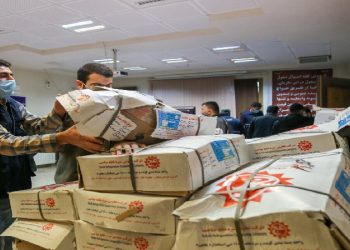 توزیع گوشت قرمز منجمد به نرخ دولتی در ۱۳ میدان اصلی کرمانشاه آغاز شد