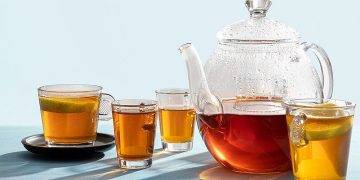 کافئین چه فواید و مضراتی برای بدن انسان دارد