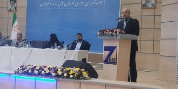 رییس مجلس: جبهه اقتصادی را باید با حضور مردم فتح کرد