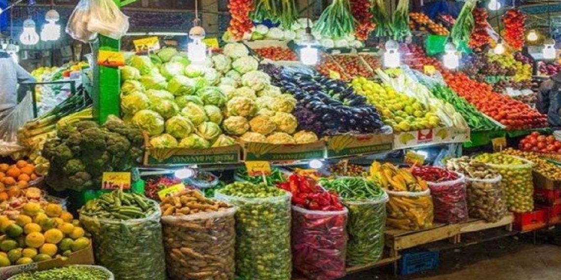 بازار میوه آرام است