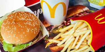 مک‌دونالد ژاپنی قیمتها را بالا برد