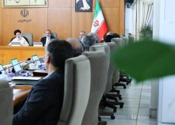تأکید رییسی بر تداوم تلاش‌ دستگاه‌ها برای ادامه روند کاهشی تورم
