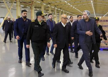 سردار رادان در بازدید از گروه صنعتی زر؛ امنیت، پایه‌گذار رشد تولید ملی است.