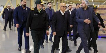 سردار رادان در بازدید از گروه صنعتی زر؛ امنیت، پایه‌گذار رشد تولید ملی است.