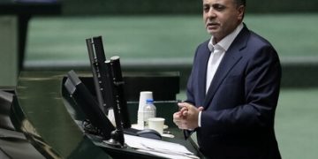 وزیر جهاد کشاورزی: عدم معافیت کالاهای اساسی از مالیات ۱۰ درصدی، موجب افزایش قیمت کالاهای خوراکی‌ می‌شود