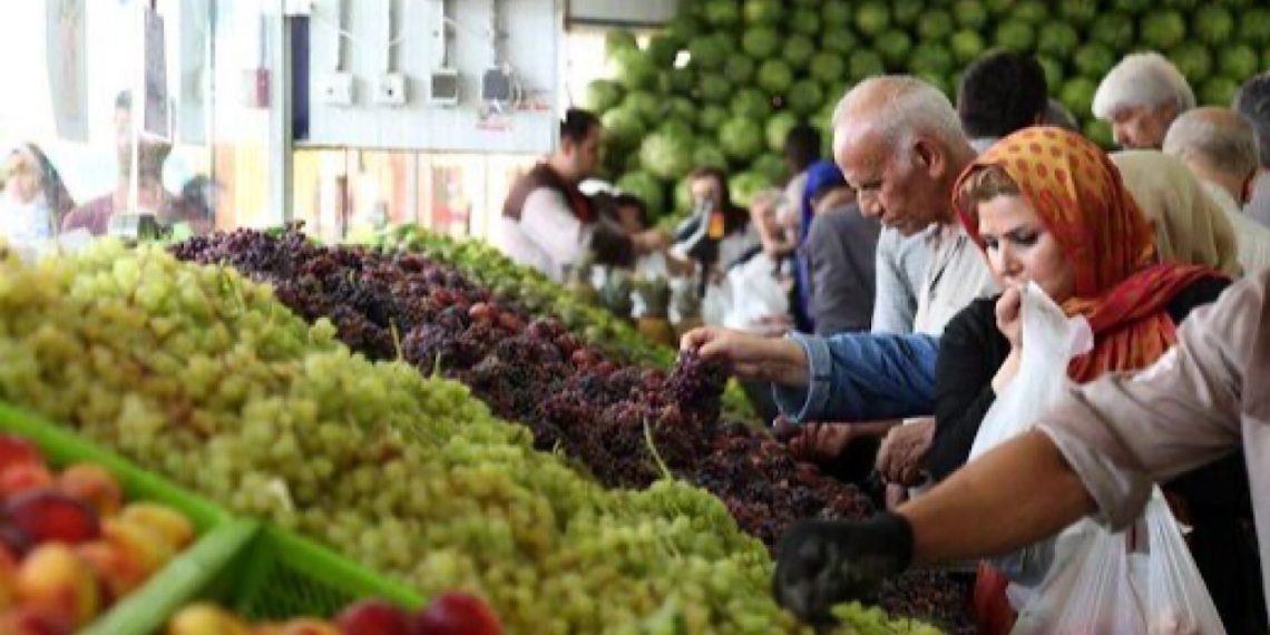 علت نوسان بازار میوه چه بود؟