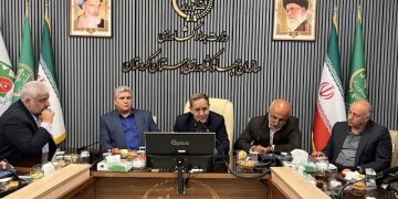 تشکل‌های کشاورزی باید مانع خام‌فروشی شوند