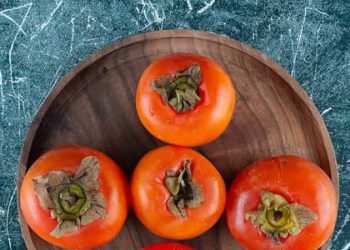 خرمالو؛میوه ای پاییزی با خواص شگفت انگیز برای سلامتی و زیبایی