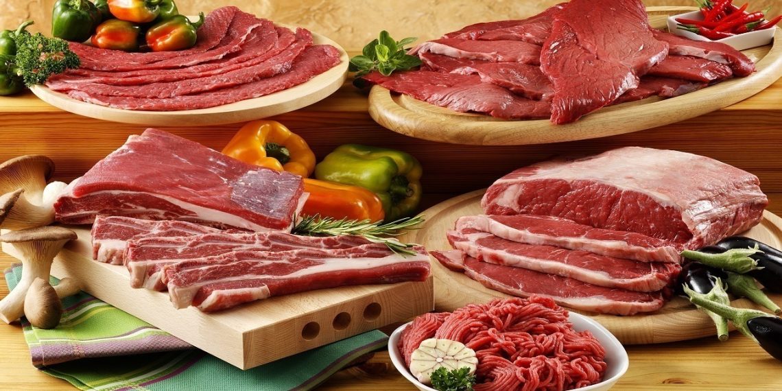 ضرورت واردات سالانه ۲۵۰ هزارتن گوشت قرمز