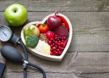 چه خوراکی‌هایی ریسک «سکته مغزی» را کم می‌کند؟
