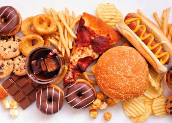ارتباط غذاهای فوق فرآوری شده با خطر سرطان روده بزرگ:هشدار برای جوانان