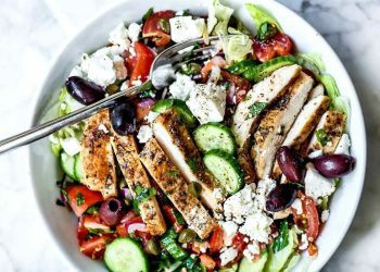 نوعی سالاد پروتئینی که لاغرتان می کند