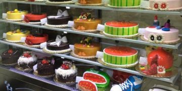 کمبود روغن در قنادی‌های کرمانشاه در آستانه شب یلدا