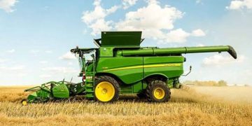 تسریع در عملیات سوخت رسانی برای کمباین‌های مهاجر در خراسان شمالی