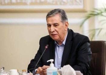 پرداخت ۵۰ درصد مطالبات واردکنندگان کالاهای اساسی با دستور رئیس‌جمهور