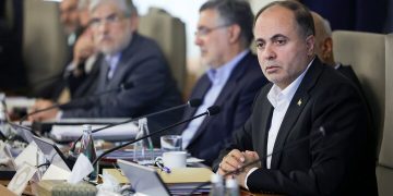 نوری: صادرات علاوه‌بر ارزآوری می‌تواند به تنظیم بازار کمک کند