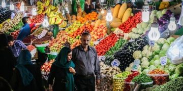قیمت هویج با برداشت الیگودرز متعادل میشود+جدول قیمت عمده میوه و سبزی